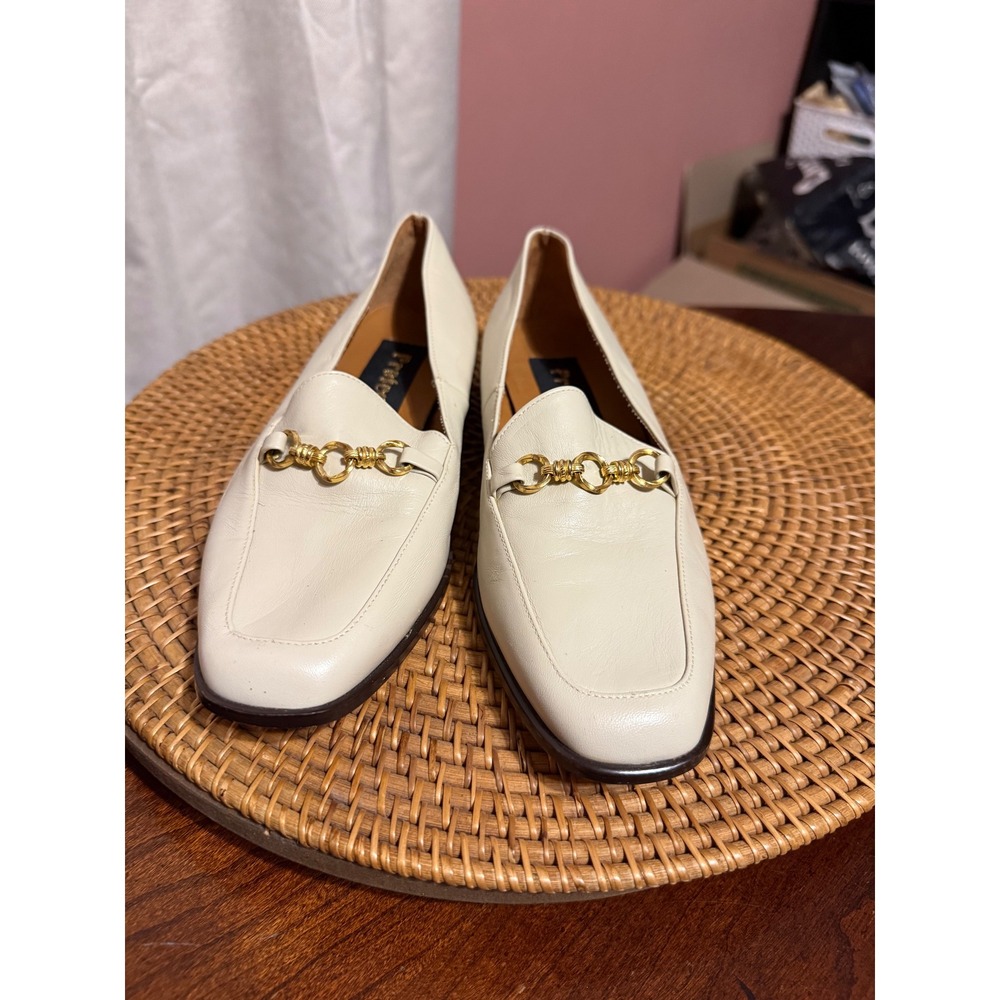Protege Womens Cream Leather Horsebit Loafers Square Toe Gold Chain Shoes 7.5M